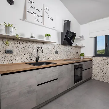 Mantis Villa Mošćenička Draga