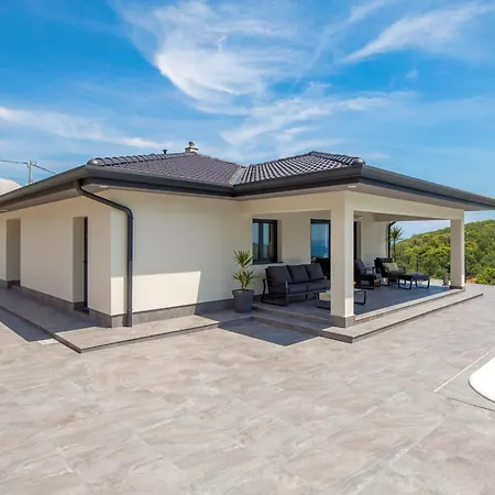 Villa Mantis
