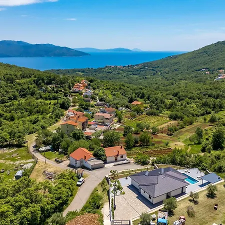 Villa Mantis